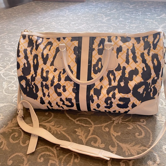 L.A.M.B. by Gwen Stefani Samburu Duffel Bag  Travel Tote Designer w/ Duster Bag - Picture 4 of 16